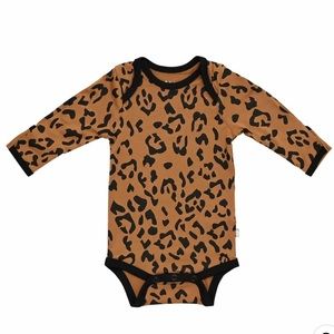 Kyte baby LS body suit in big leopard